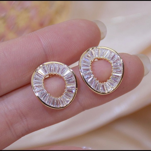 Jewelry - 18K Gold Plated Baguette Diamond Circle Earrings
